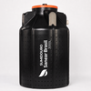 Sumidouro 3000L Sanear Brasil preto, com corpo perfurado e tampa laranja
