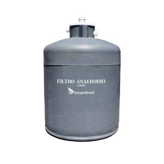 Filtro Anaeróbio 5.000 L Sanear Brasil cinza, em fundo branco