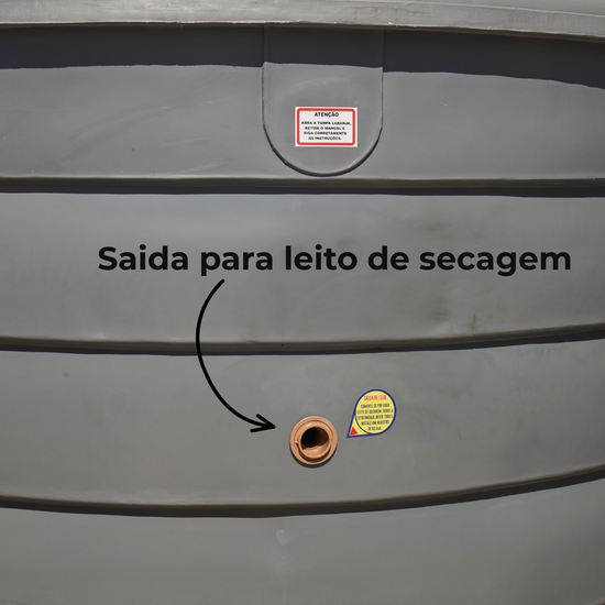 Saída para leito de secagem do Biodigestor 10.000L/dia Sanear Brasil